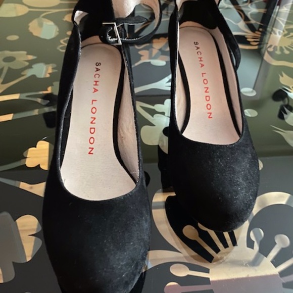 SACHA LONDON BLACK PUMPS - Picture 4 of 5